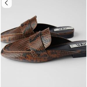 Zara faux snake skin round toe mules flats brown black size 38 / 7.5
